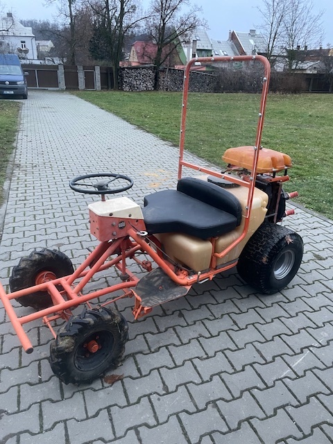 rosič, postřikovač do sadu, vinohradu