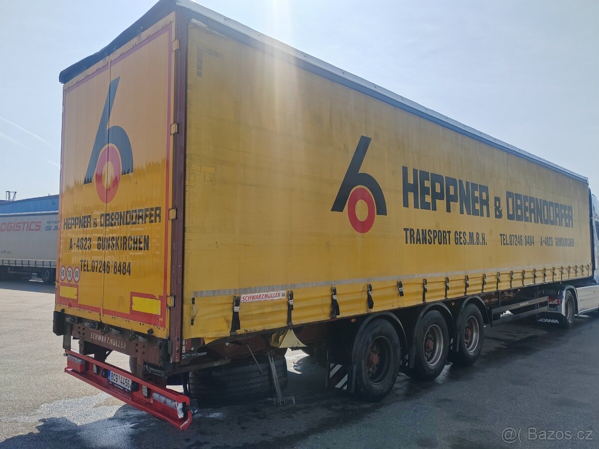 Návěs Schwarzmuller