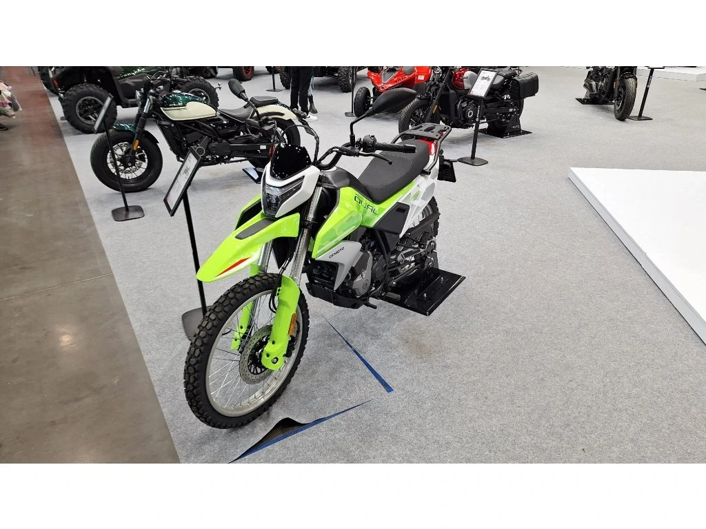 CFMOTO 250 Dual