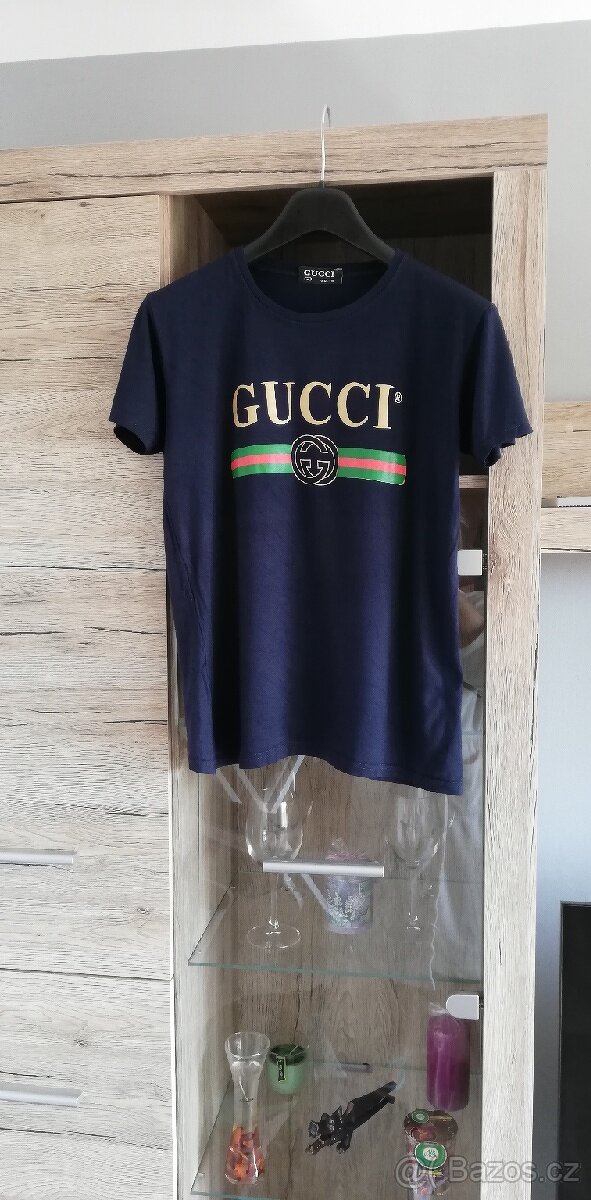 Krásné dámské tričko Gucci