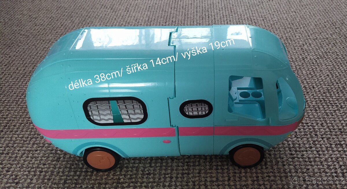Karavan pro panenky