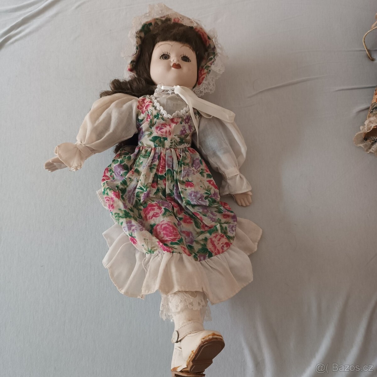 Panenka s porcelánovou hlavou