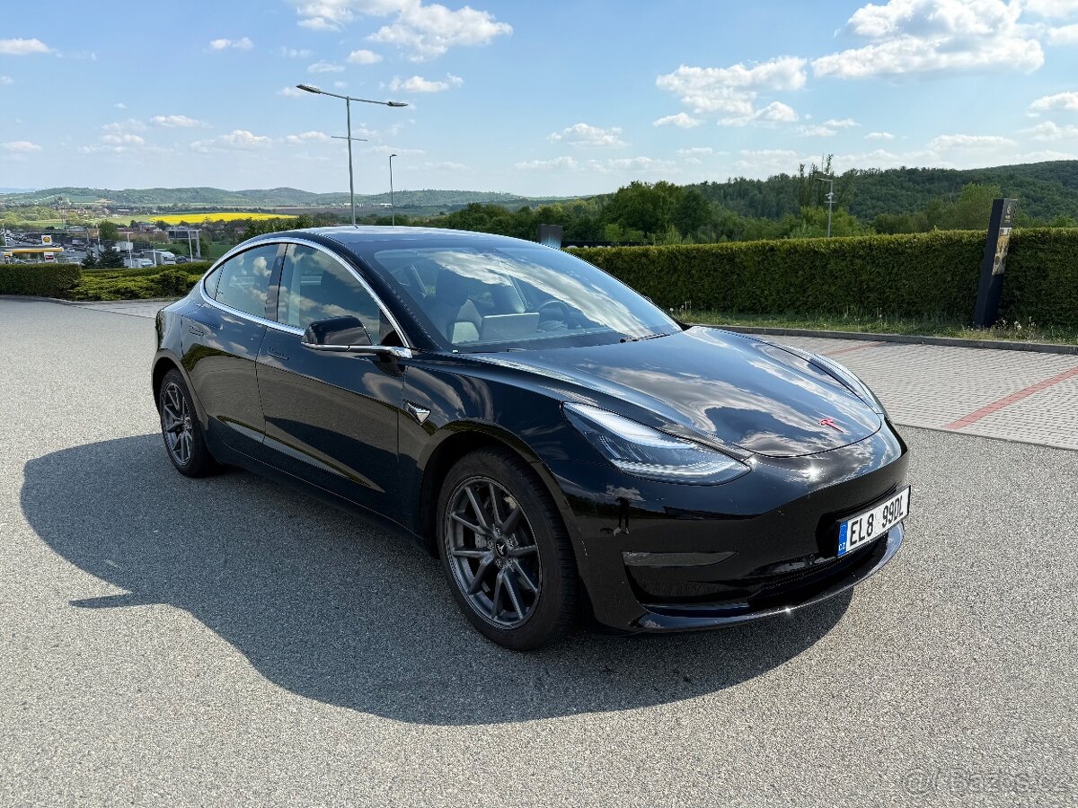 Tesla Model 3 Long Range 4x4 záruka 2027 DPH