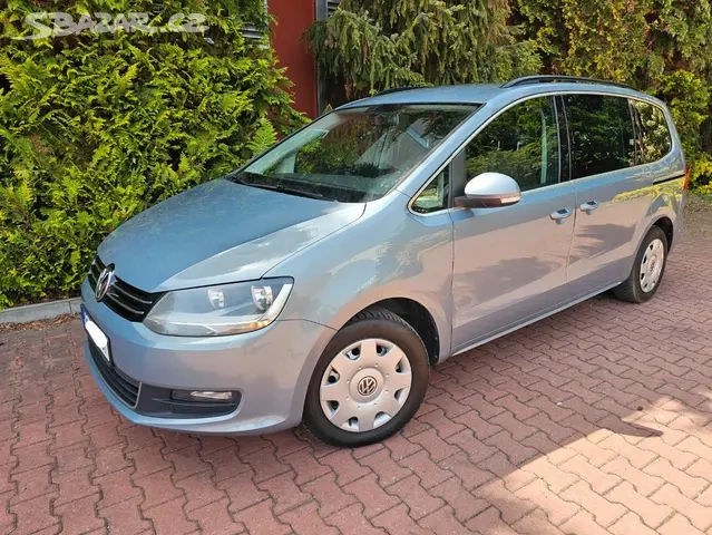 VW Sharan 2.0 TDI 103kW,DSG,Kamera,Tažné,Navi,Serviska.