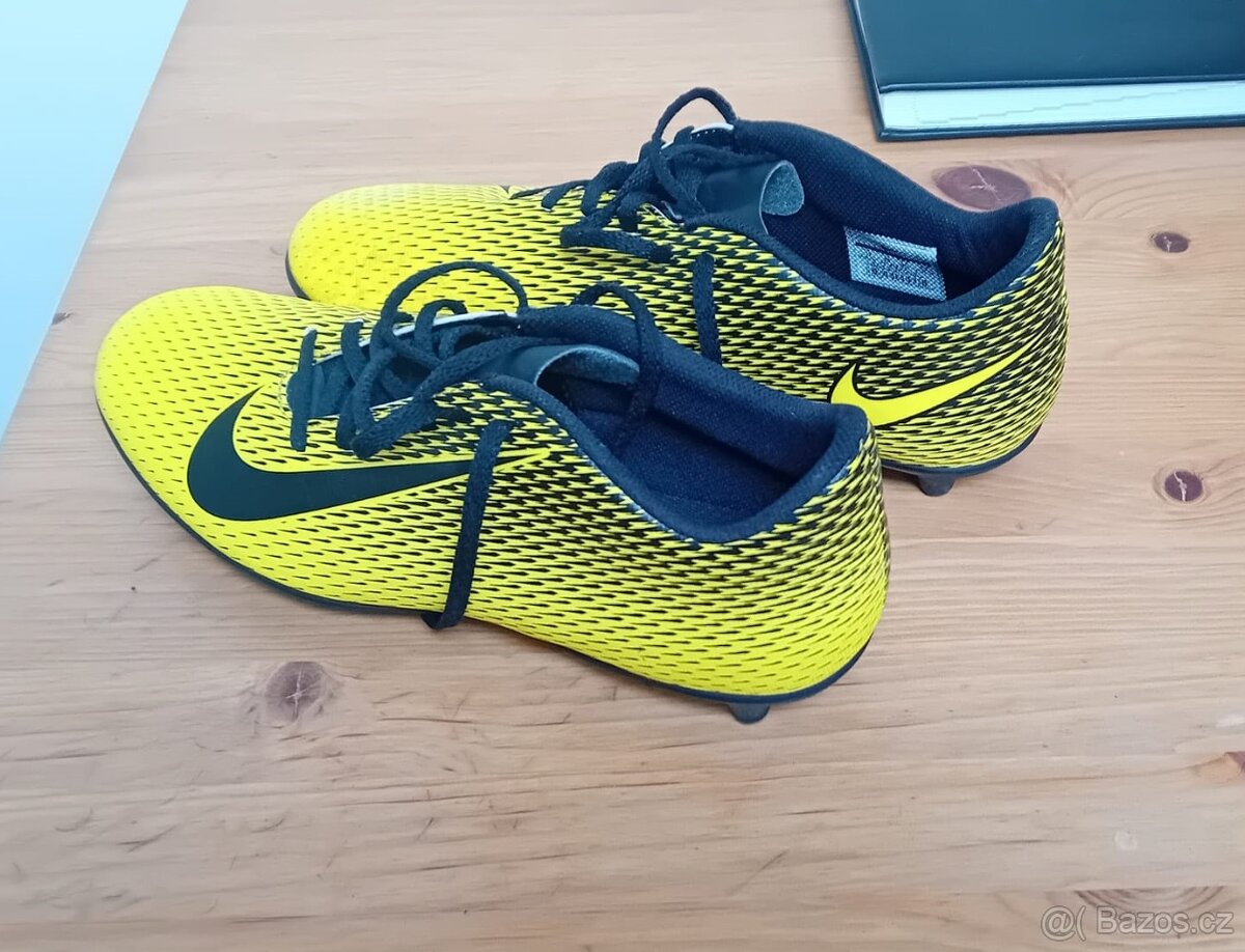 Kopačky NIKE vel. 45