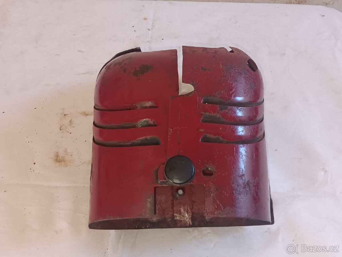 Prsíčka Jawa 550, 555
