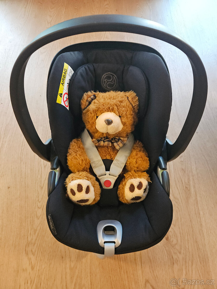 Autosedačka Cybex Cloud T i-Size s otočnou základnou