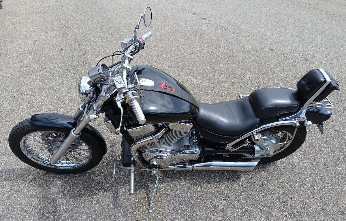 Suzuki Intruder VS 1400