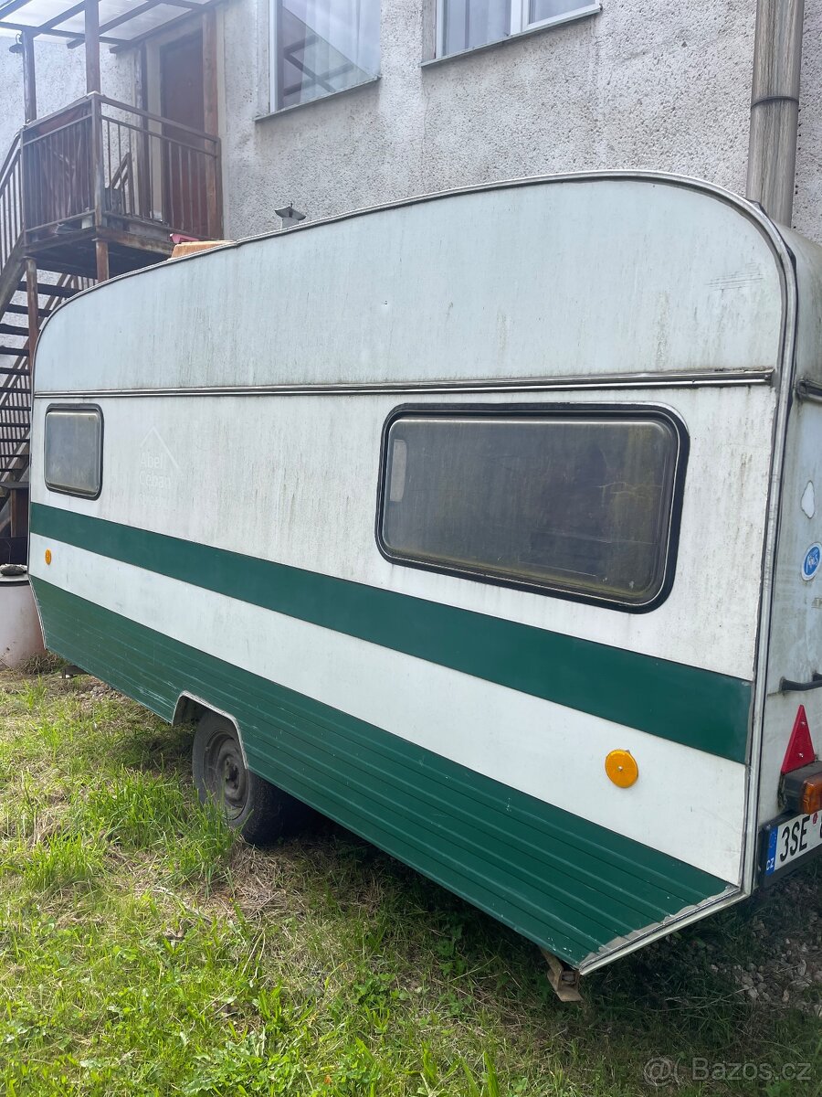 Přípojné  vozidlo