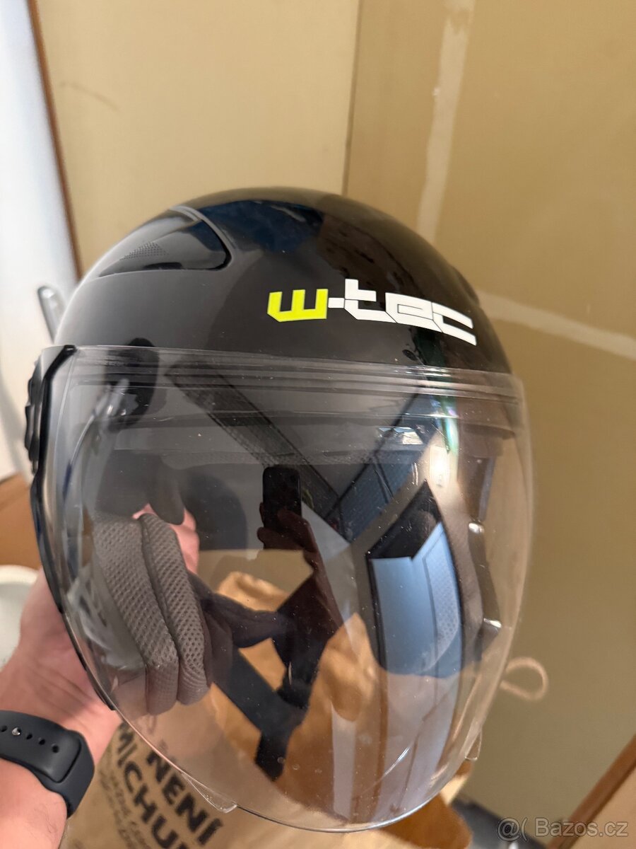 Přilba W-tec , L
