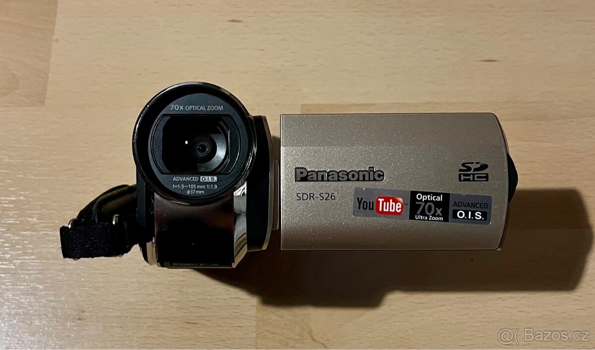 Panasonic SDR-S26 – 70× optický zoom,až 3500x digitální