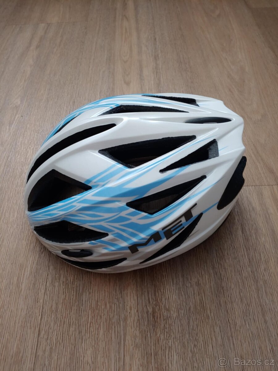 Dámská cyklistická přilba MET