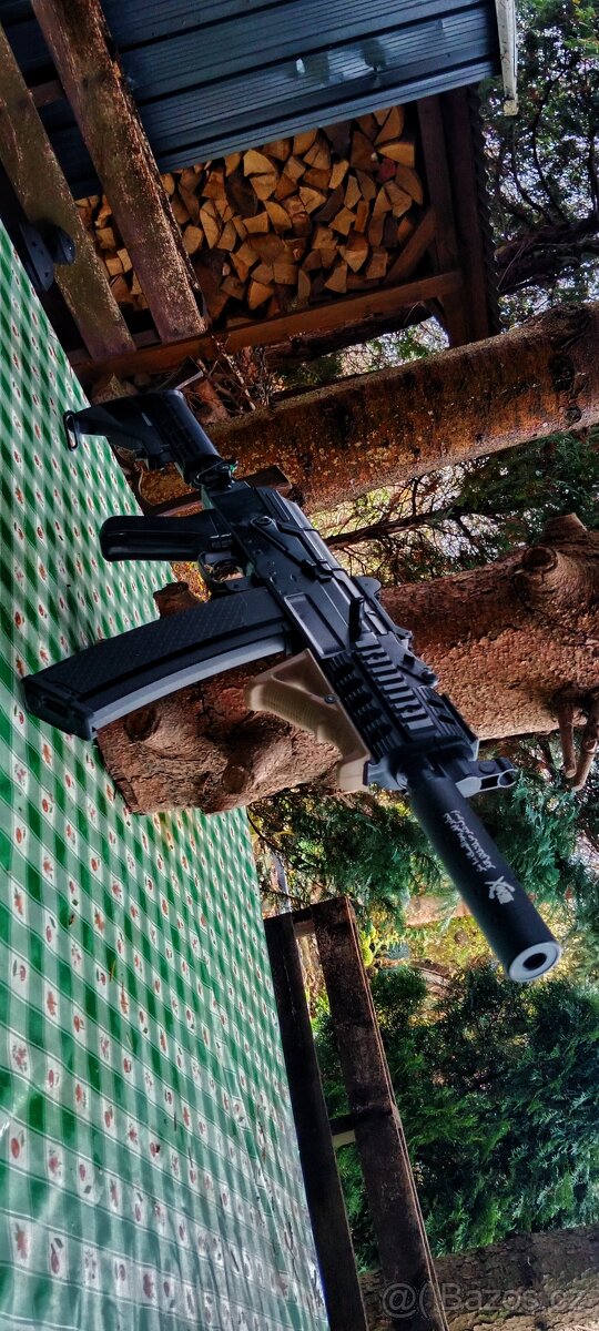 Prodám airsoftovou repliku CYMA AK-47 Beta RIS (Sportline).