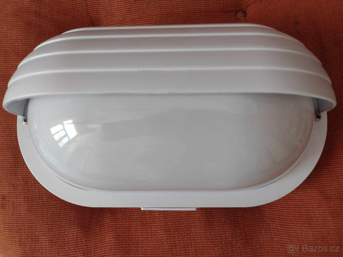 Nástěnné LED svítidlo