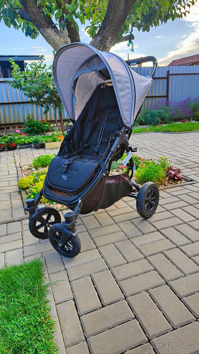 Sportovní kočárek Valco Baby Snap 4