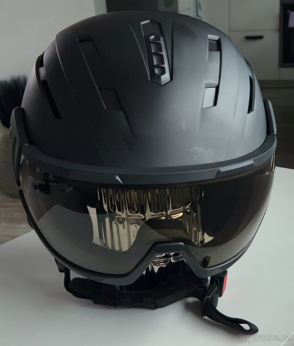 LYŽAŘSKÁ HELMA CRIVIT SE ŠTÍTEM