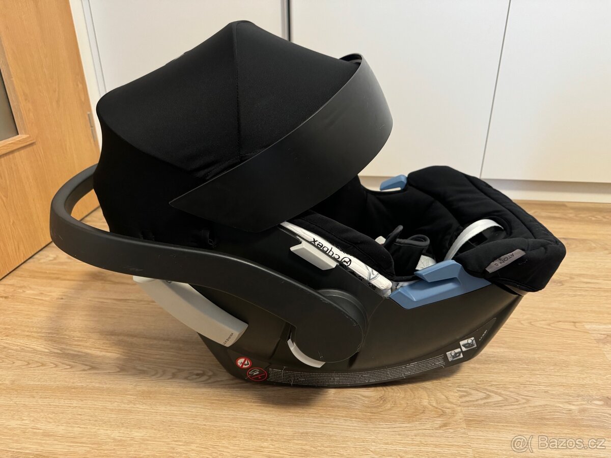 Základna isofix + autosedačka(vajíčko) Cybex