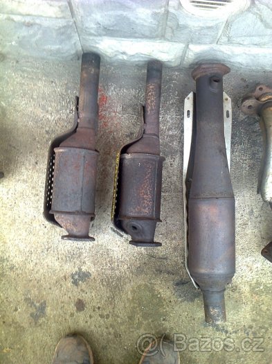 Prodám výfuky + katalyzátory na VW + Seat.