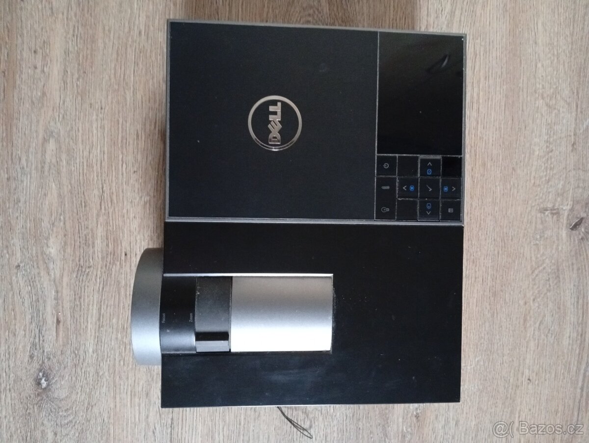 Prodám projektor DELL