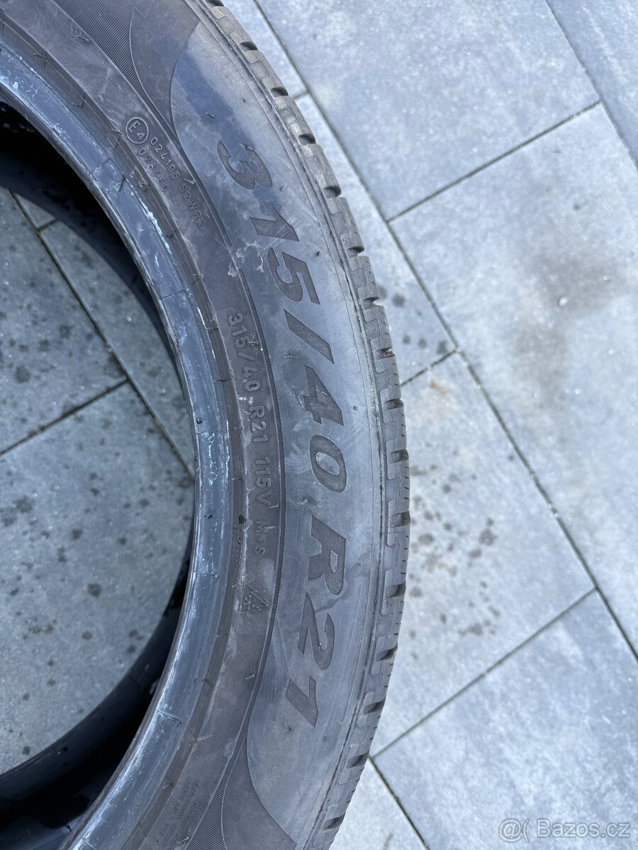 Pneu letní 315/40 R21