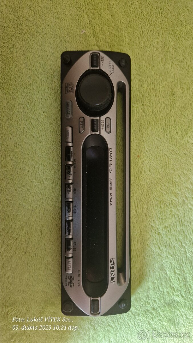 Autorádio Sony CDX-GT20 kompletní