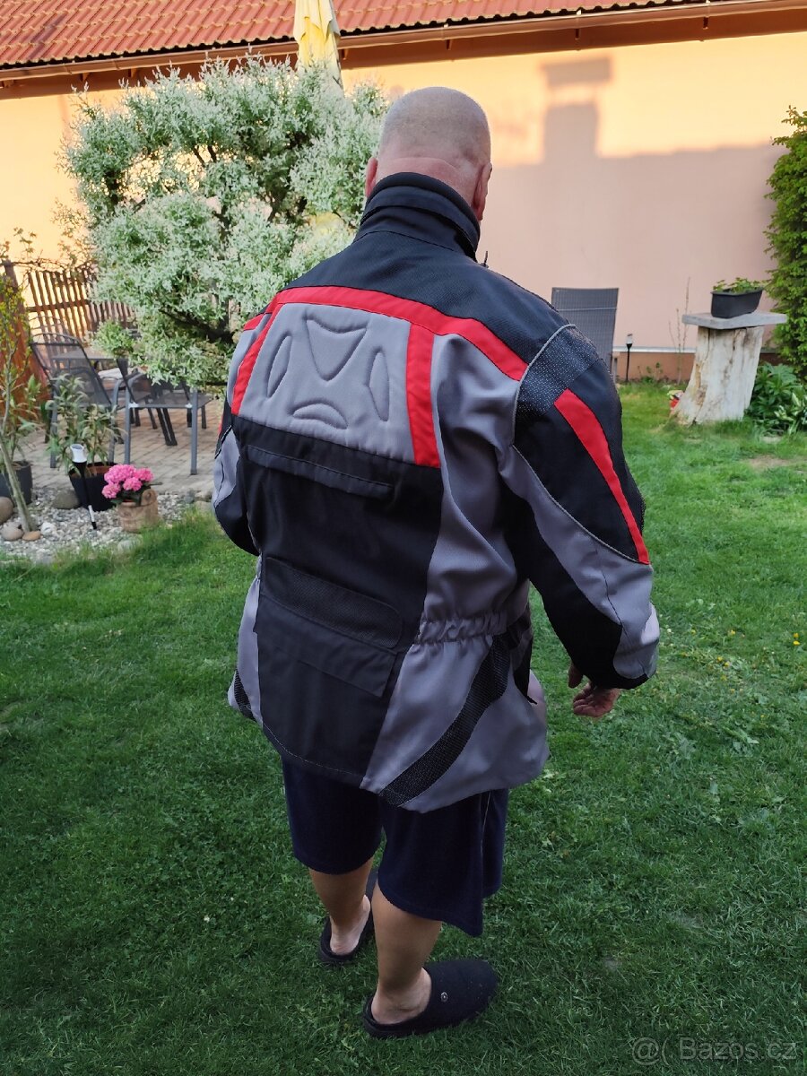 Motorkářska bunda