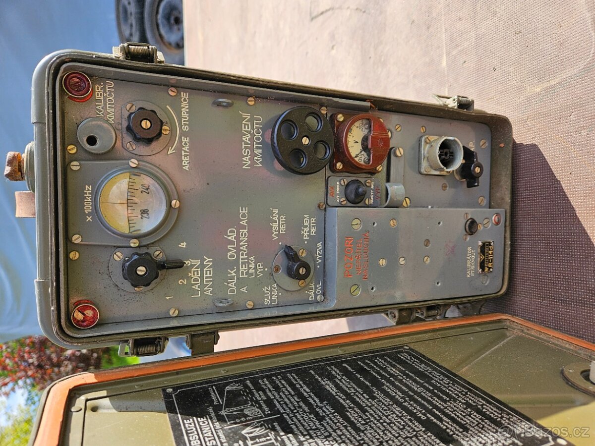Vojenská radiostanice