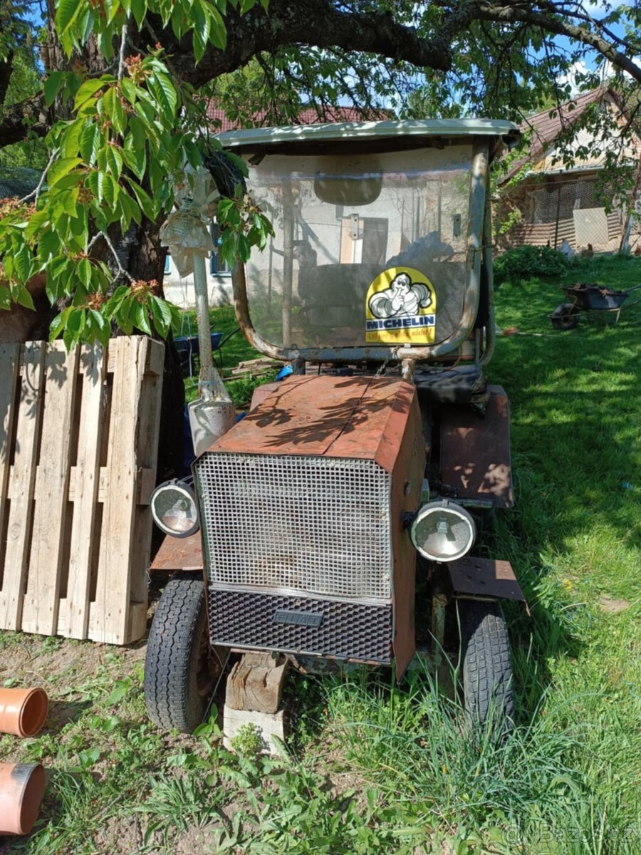 Traktor
