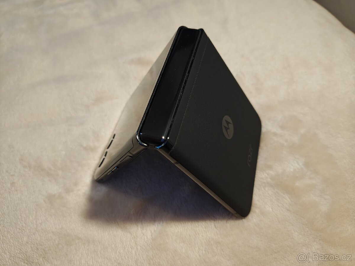 Motorola RAZR 40 ultra 8/256GB