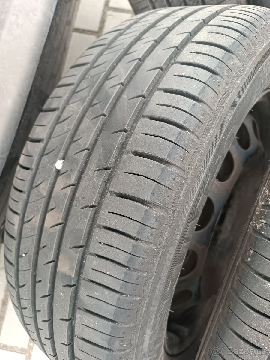 Letní pneu 205/55/R16 zánovní pneu 5x112