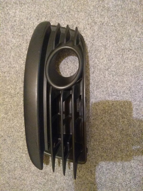 MŘÍŽKA VW Golf V r.v.2007