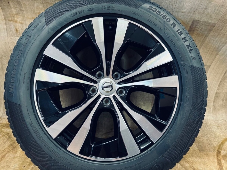 TOP zimní sada Volvo XC60 R18 originál