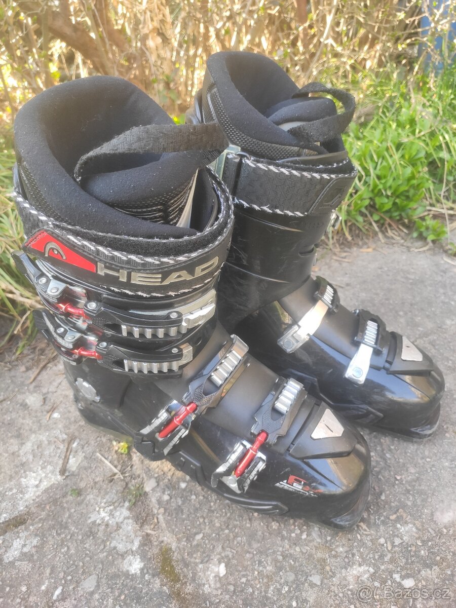 Lyžáky vel. 27.0 (noha cca 42-43)