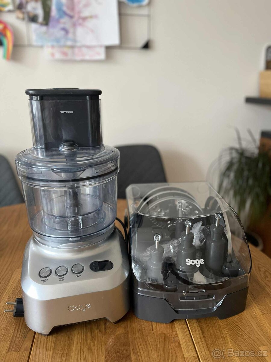 Kuchyňský robot SAGE BFP800