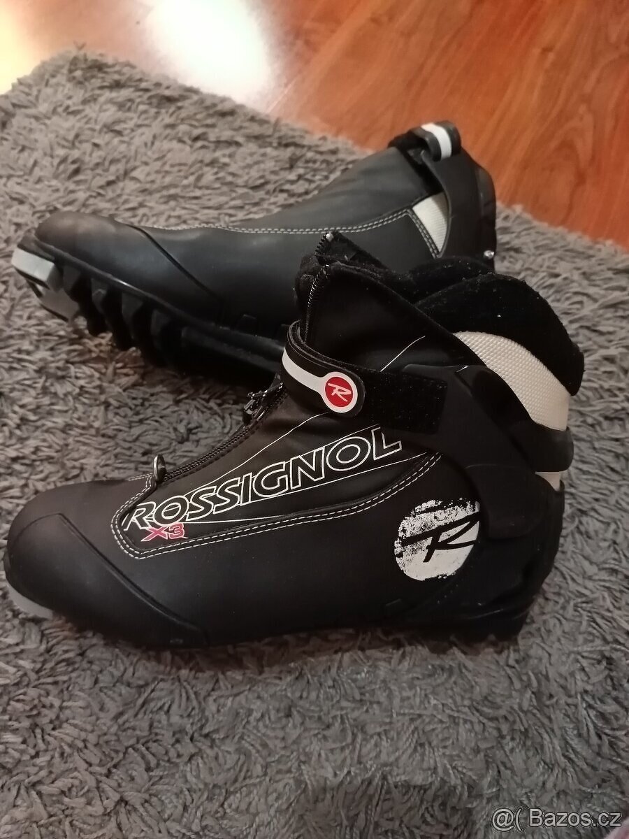 boty na běžky Rossignol 43 nnn