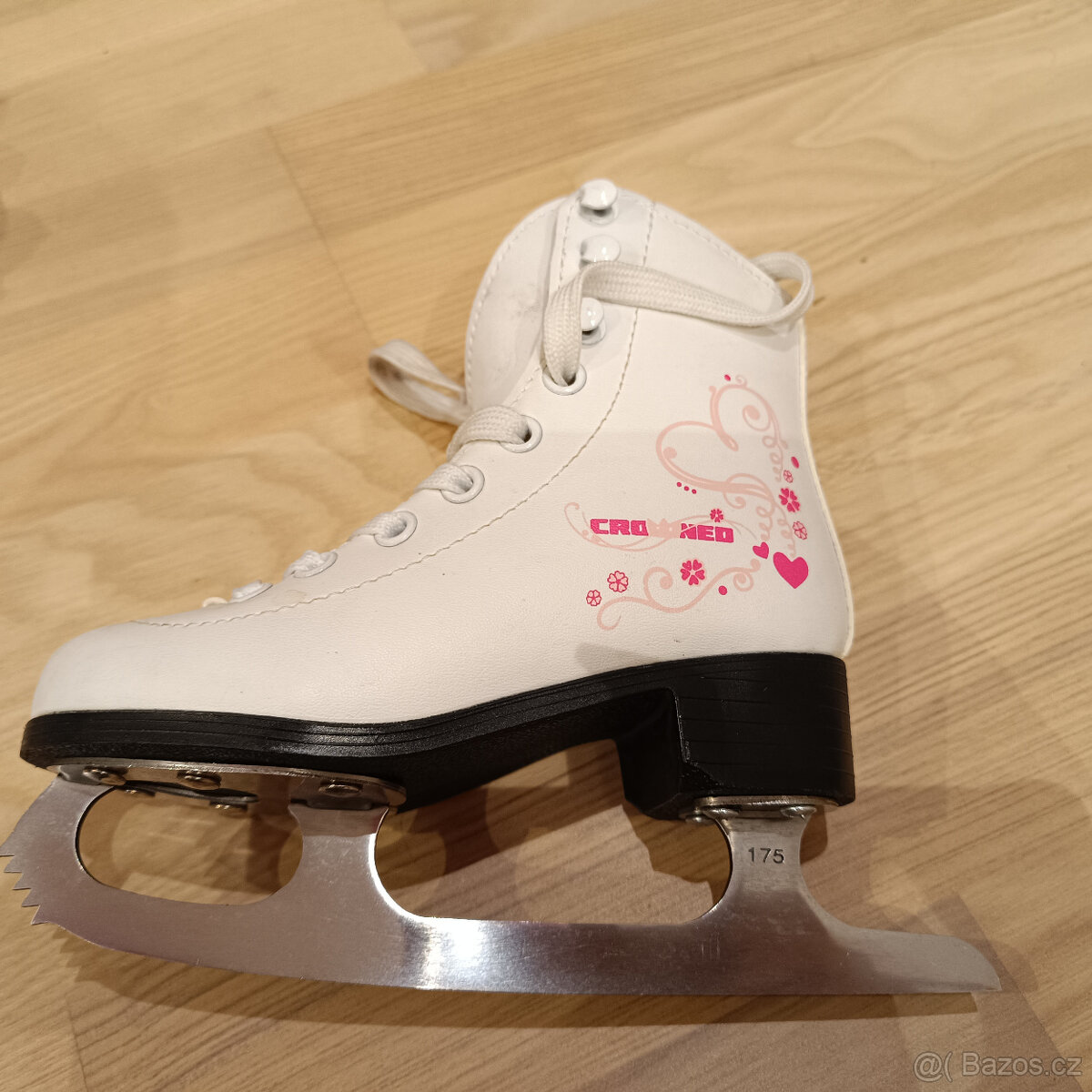 Dívčí lední brusle vel. 28