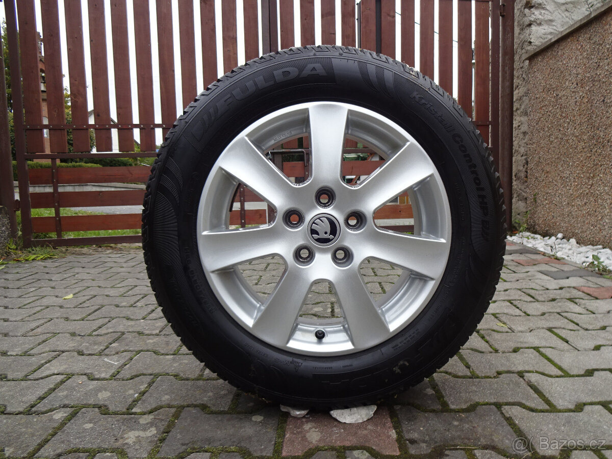 ZIMNÍ 16" 5x112 pneu 215/60R16 Superb, Passat