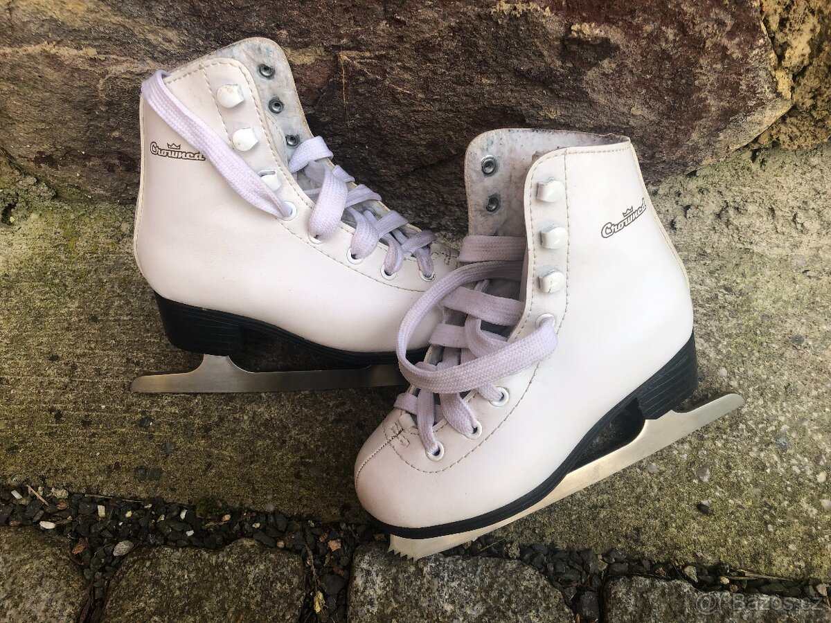 Dívčí lední brusle vel. 28