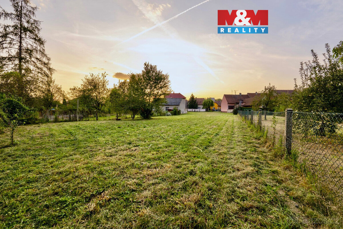 Prodej pozemku k bydlení, 1501 m², Březolupy