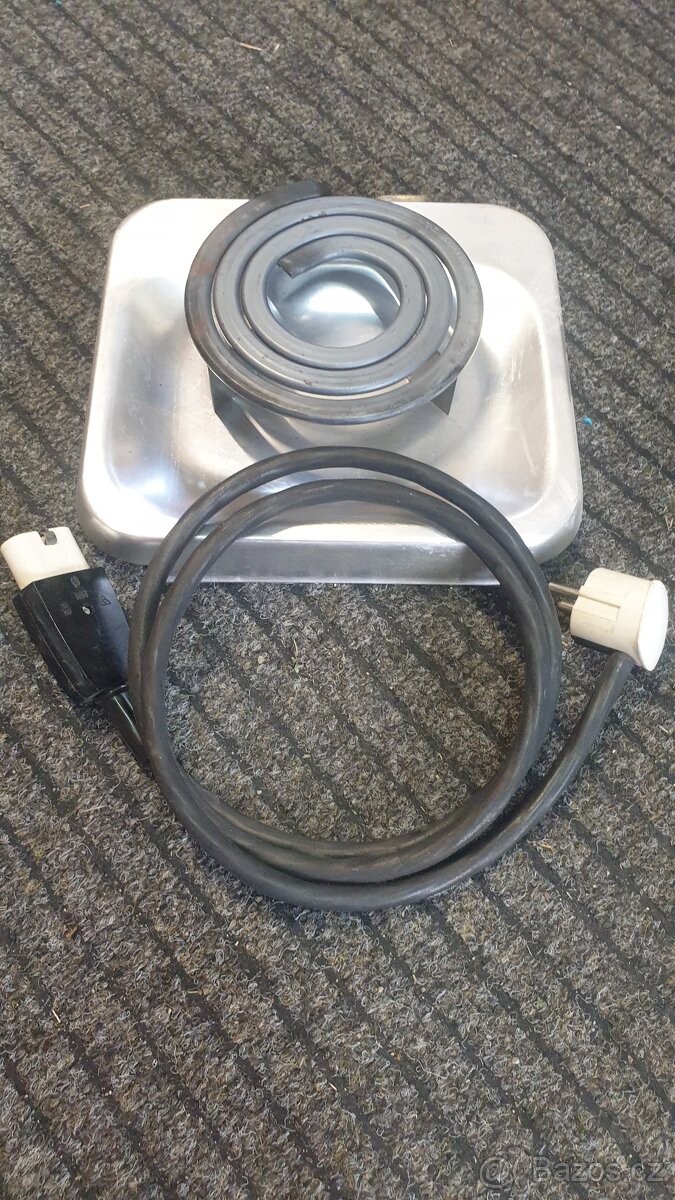 Prodám starý vařič nový z doby komunismu.