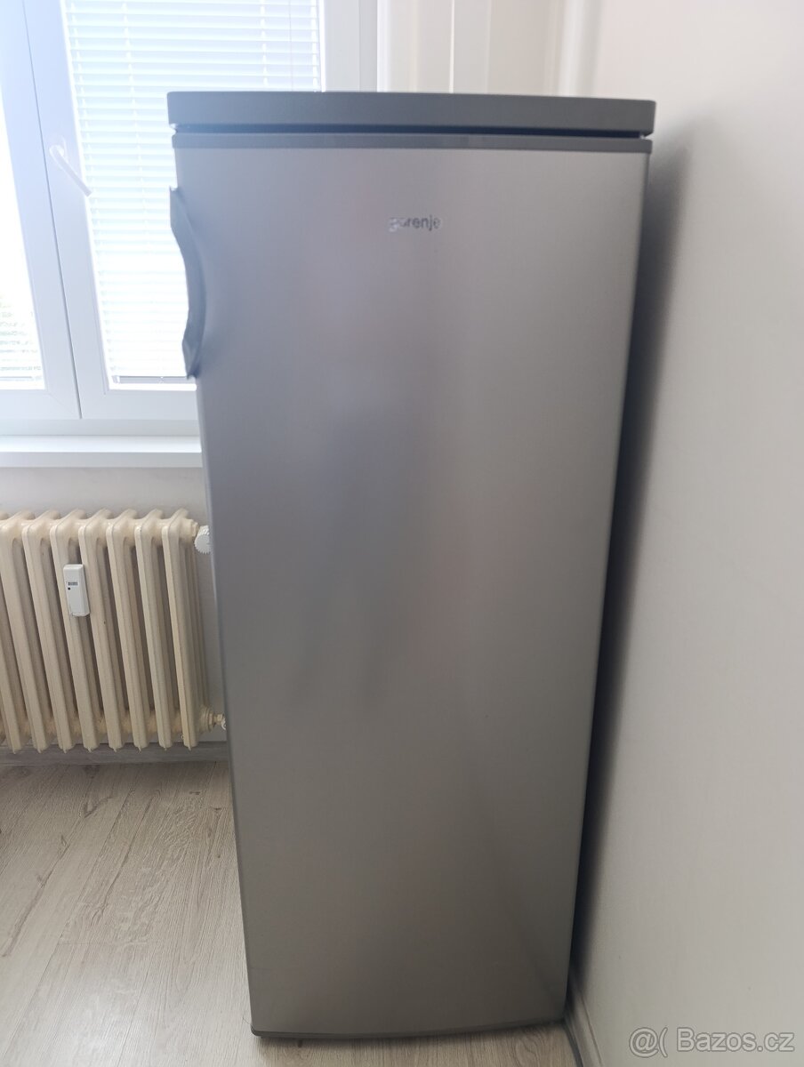 Nerezová lednice s mrazákem Gorenje RB4142ANX
