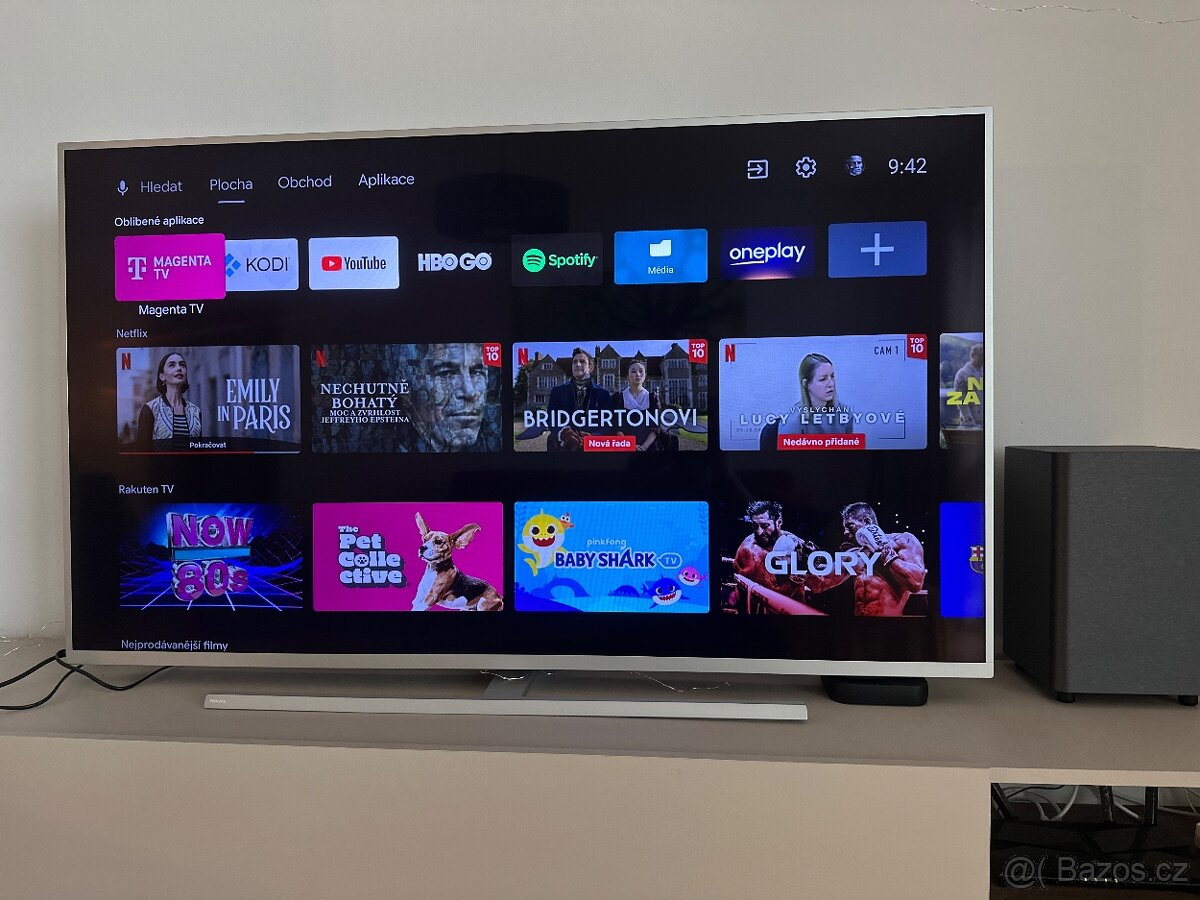 Stříbrná televize Philips