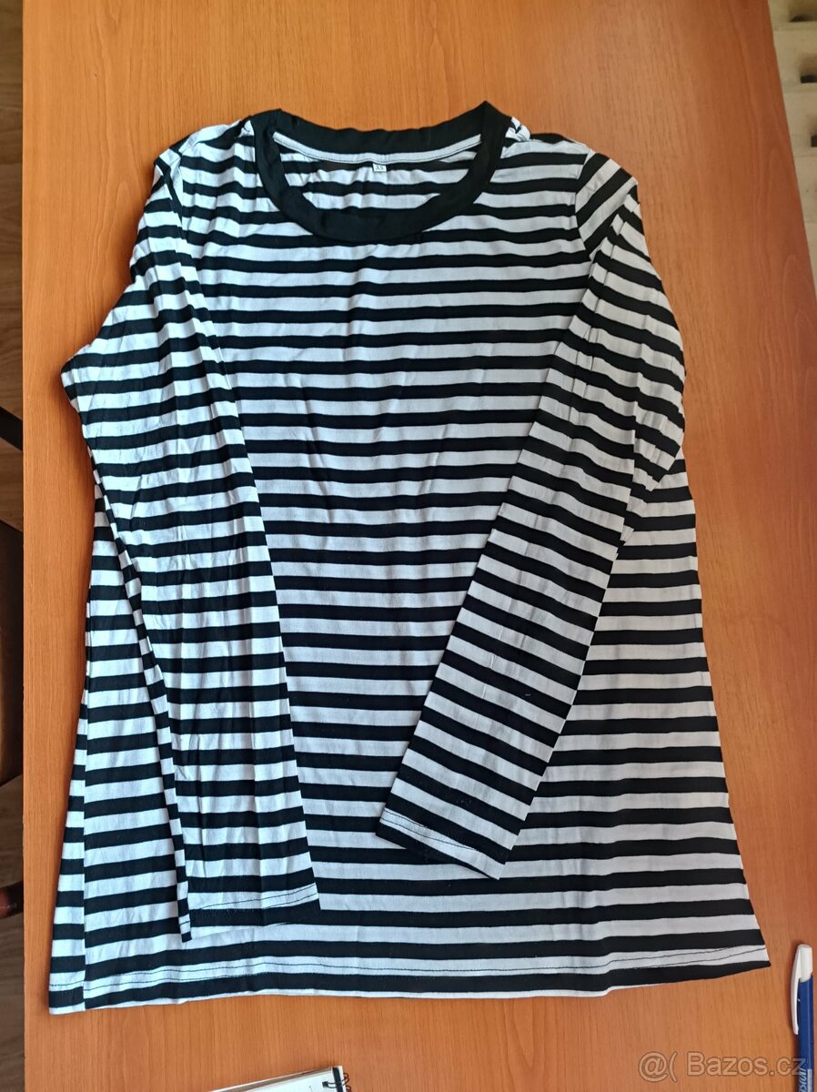 Dámské / dívčí triko vel. XS