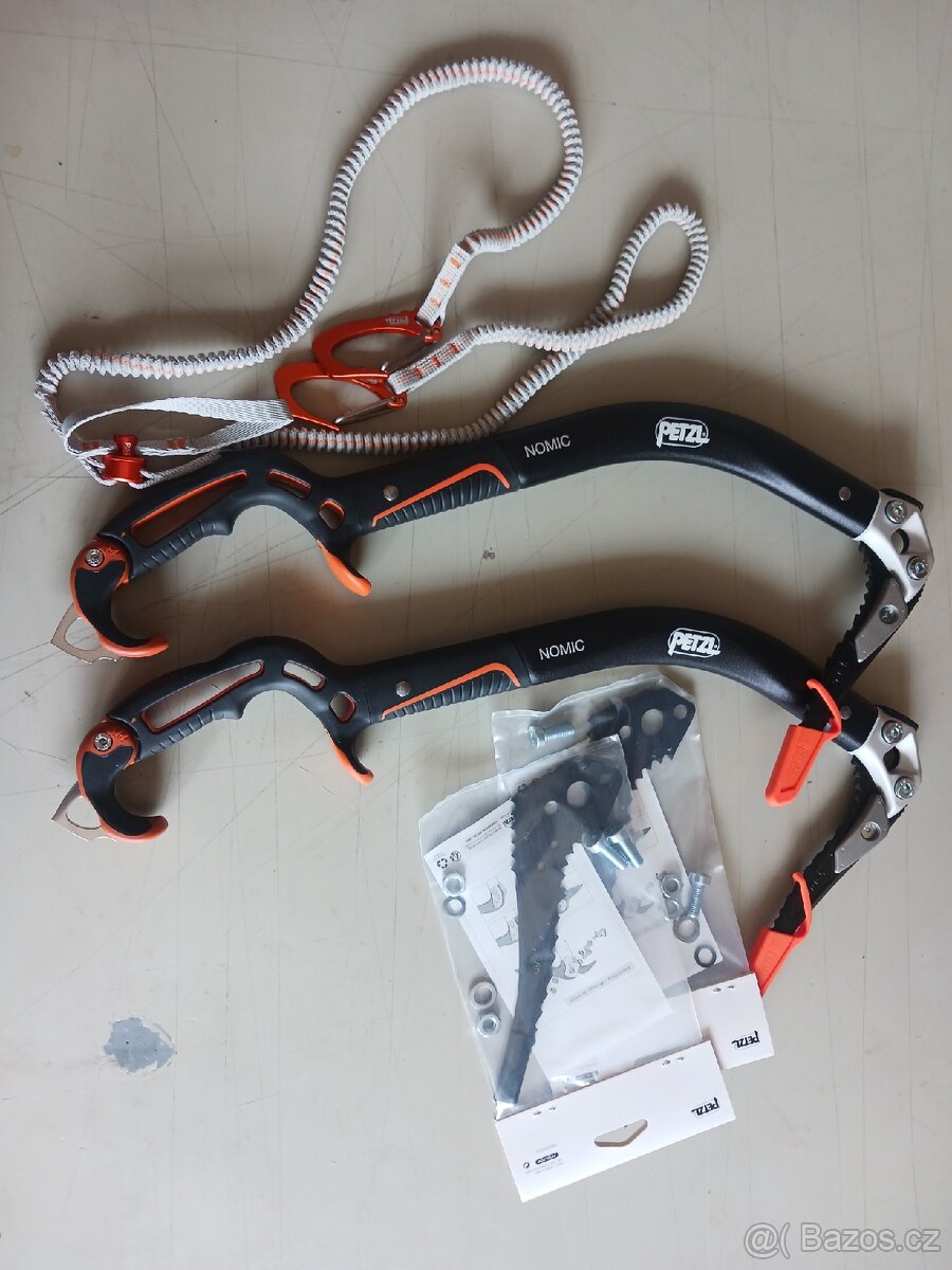 Petzl NOMIC pár