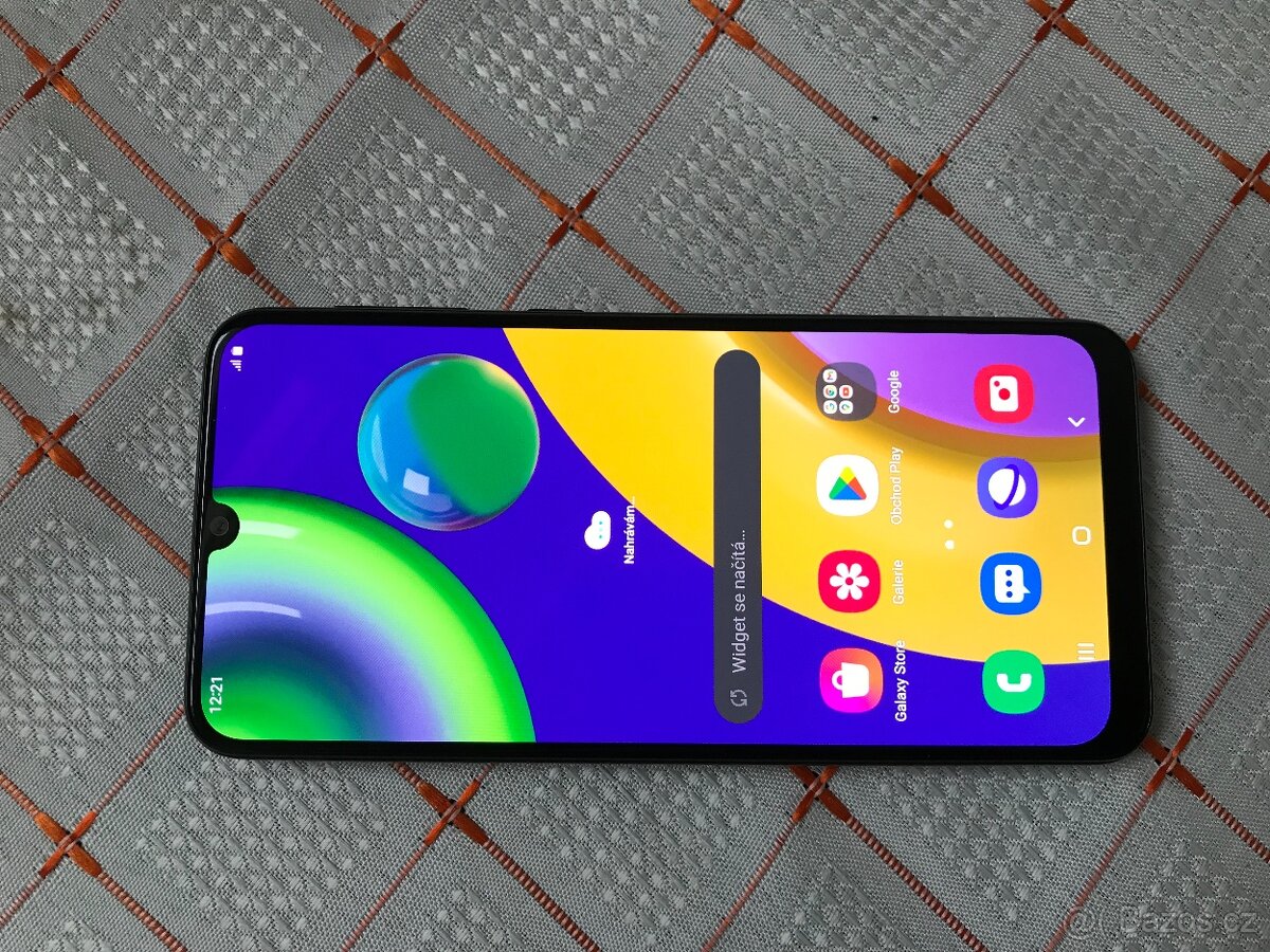 Samsung M21