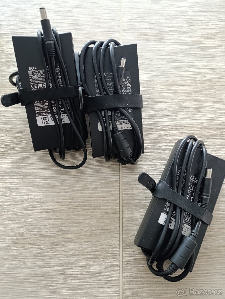 Nabíječka / adaptér Dell 130W