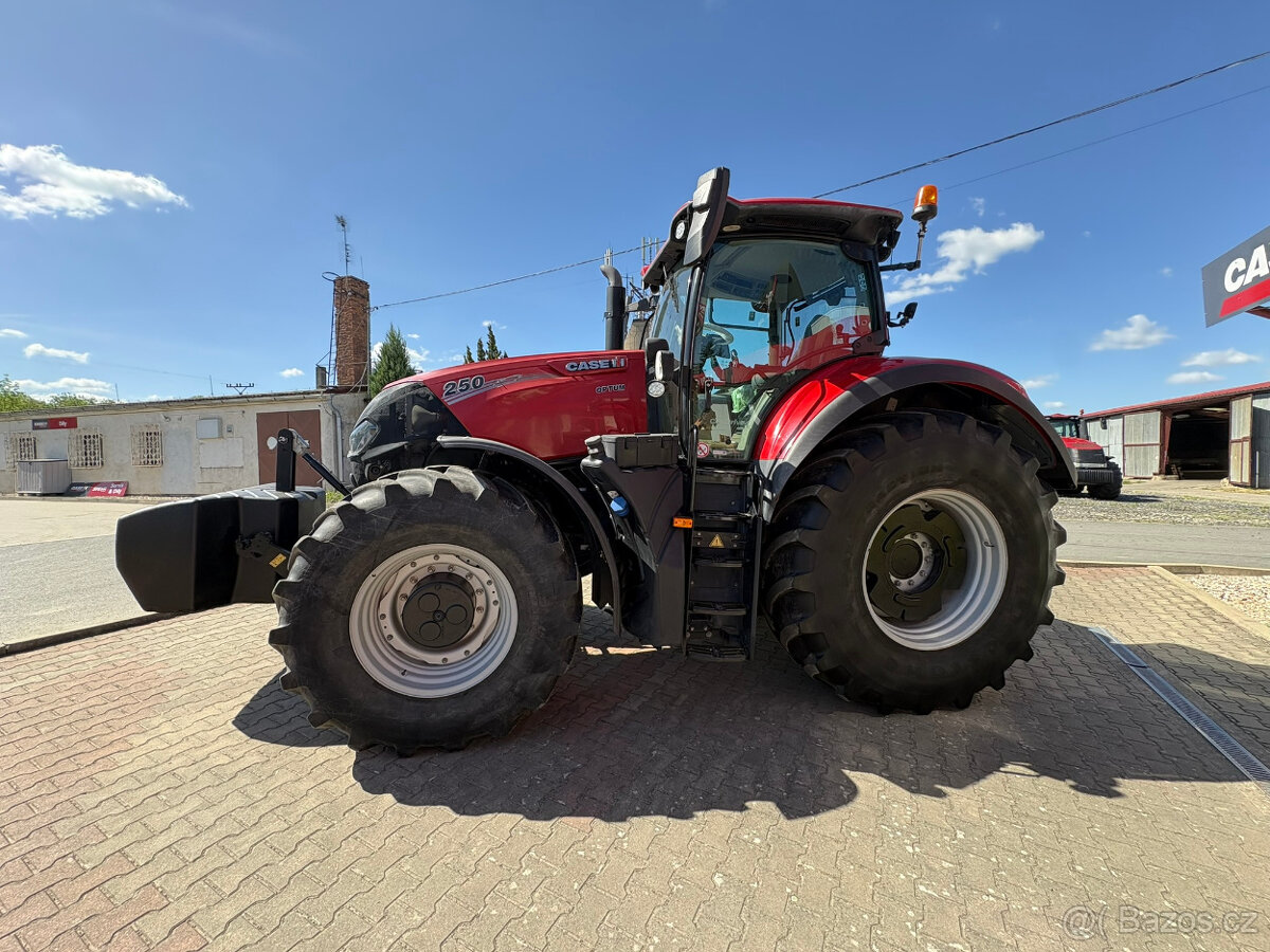 TRAKTOR CASE IH TRAKTOR OPTUM 250 CVX