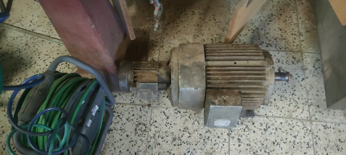 Motor SV18 R