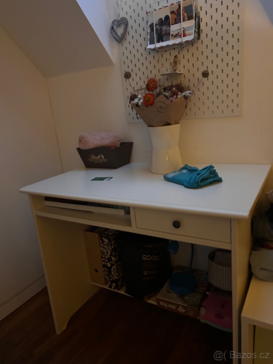 Pracovní stul Ikea