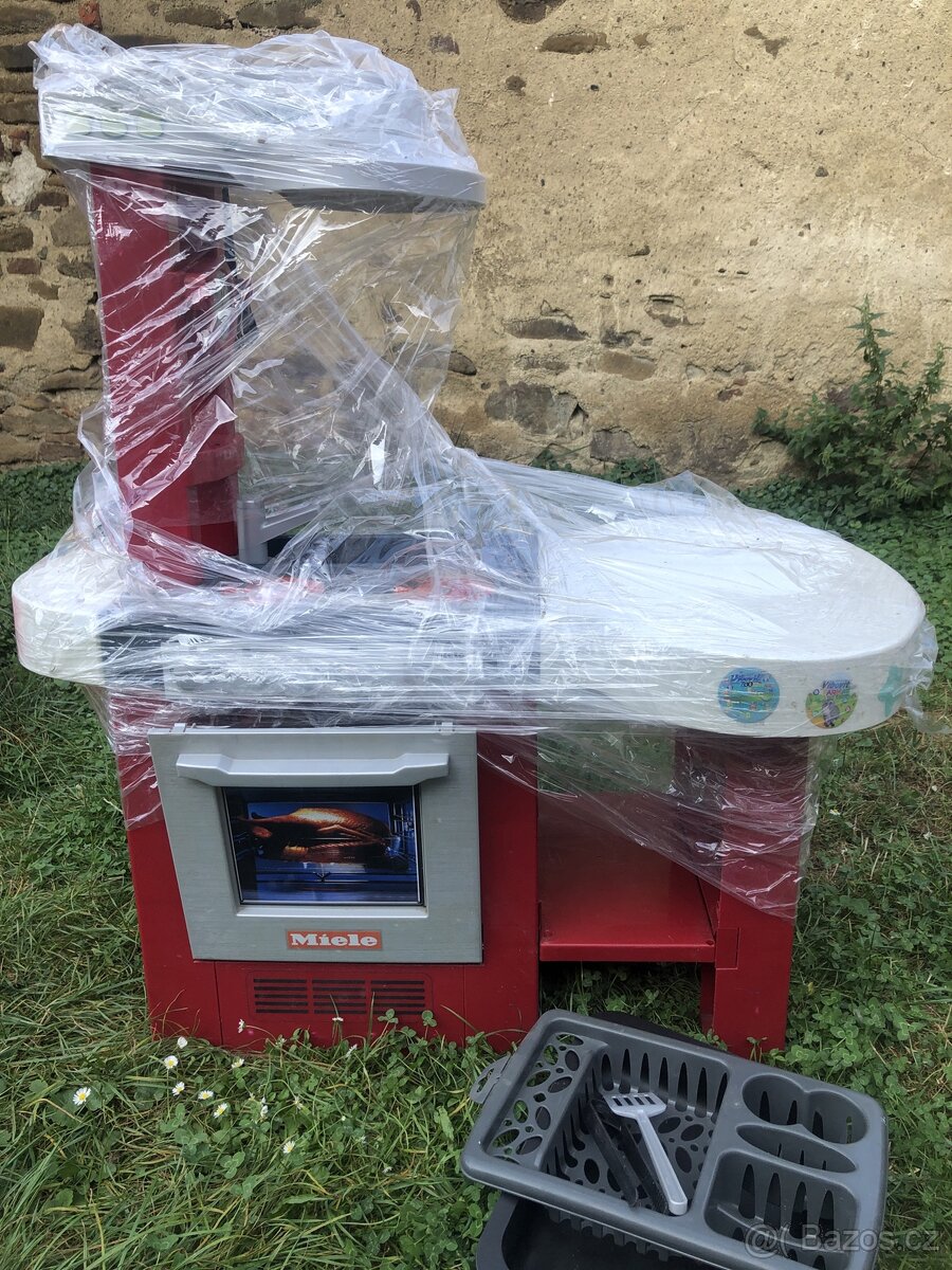 Kuchyňka plastová Miele